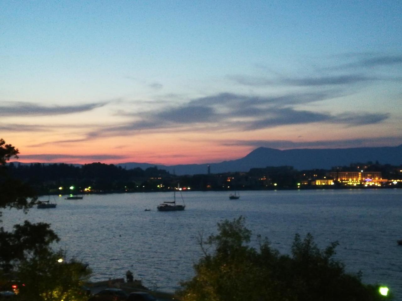 Garitsa Bay Apartment Corfu  Exterior foto